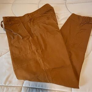 Cooperative Men's Tan Cargo Pants, size Medium, no flaws